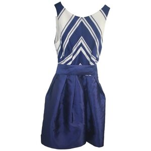 Betsy & Adam Cocktail Blue And White Chevoron Short Dress Size 10